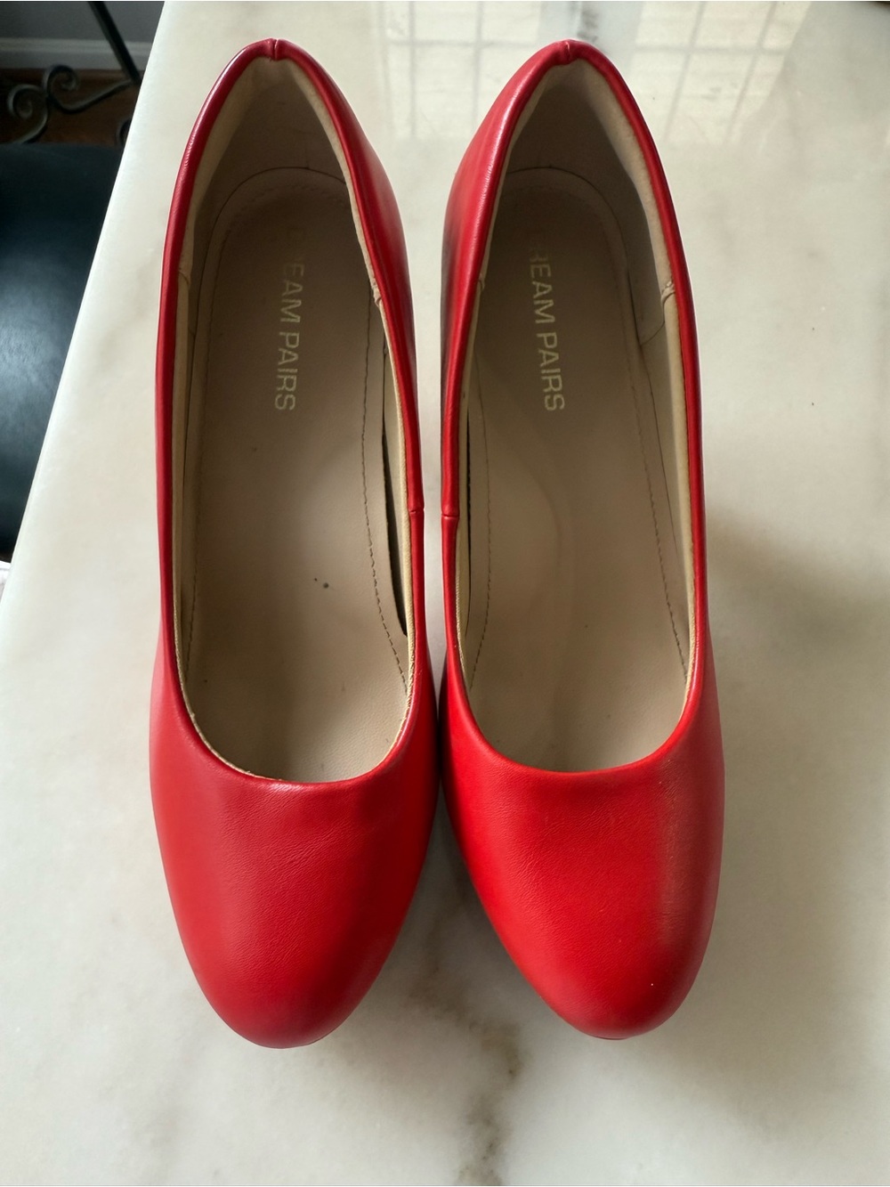 Dream Pairs Red Round-Toe Classic Pumps